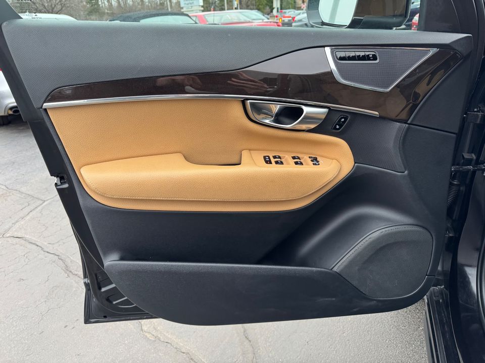 2018 Volvo XC90