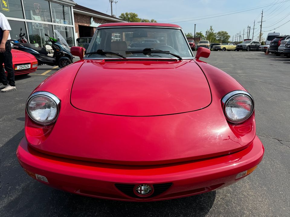 1991 Alfa Romeo Spider