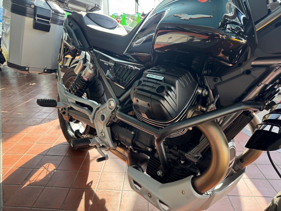 2022 MOTO GUZZI V85 TT Guardia dOnore E5