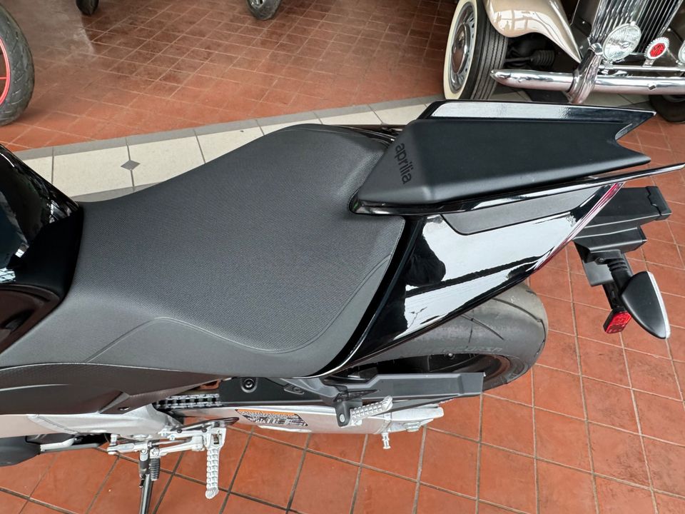 2022 APRILIA Tuono V4 1100 Factory