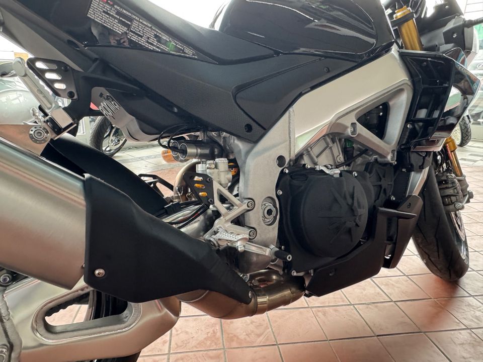 2022 APRILIA Tuono V4 1100 Factory