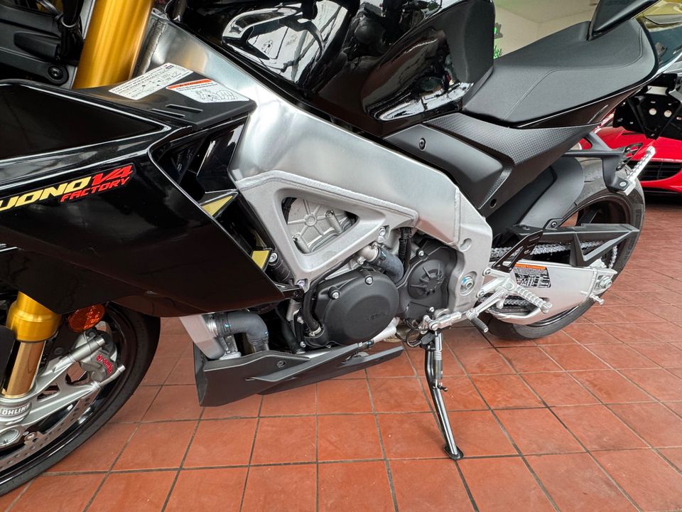 2022 APRILIA Tuono V4 1100 Factory