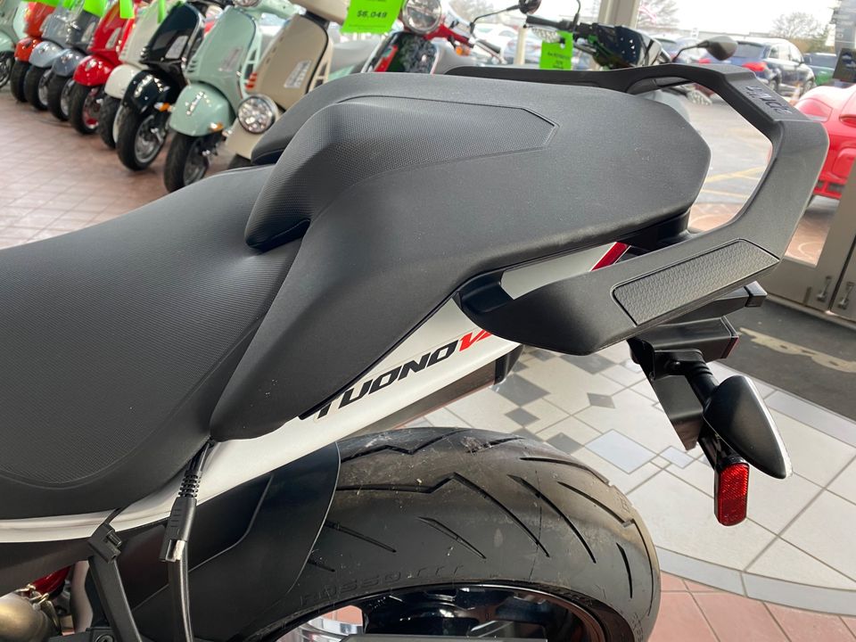 2022 APRILIA Tuono V4 1100