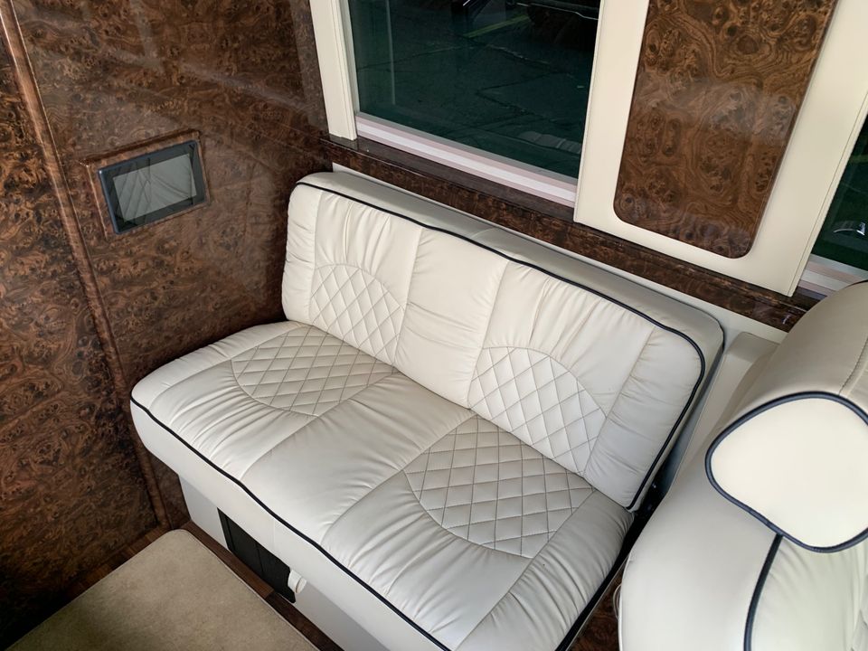 2020 Mercedes-Benz Sprinter 2500 w/Ultimate Toys 144 Commuter PKG