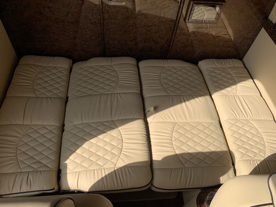 2020 Mercedes-Benz Sprinter 2500 w/Ultimate Toys 144 Commuter PKG