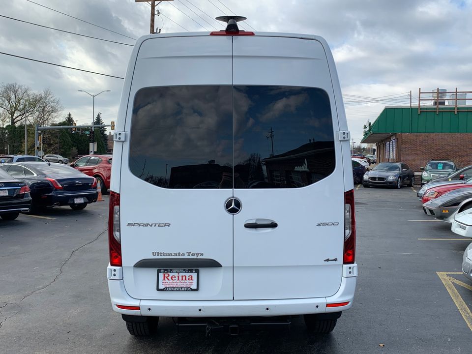 2020 Mercedes-Benz Sprinter 2500 w/Ultimate Toys 144 Commuter PKG