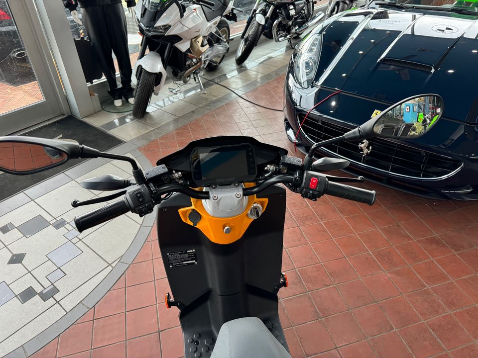 2022 PIAGGIO 1 ACTIVE ELECTRIC