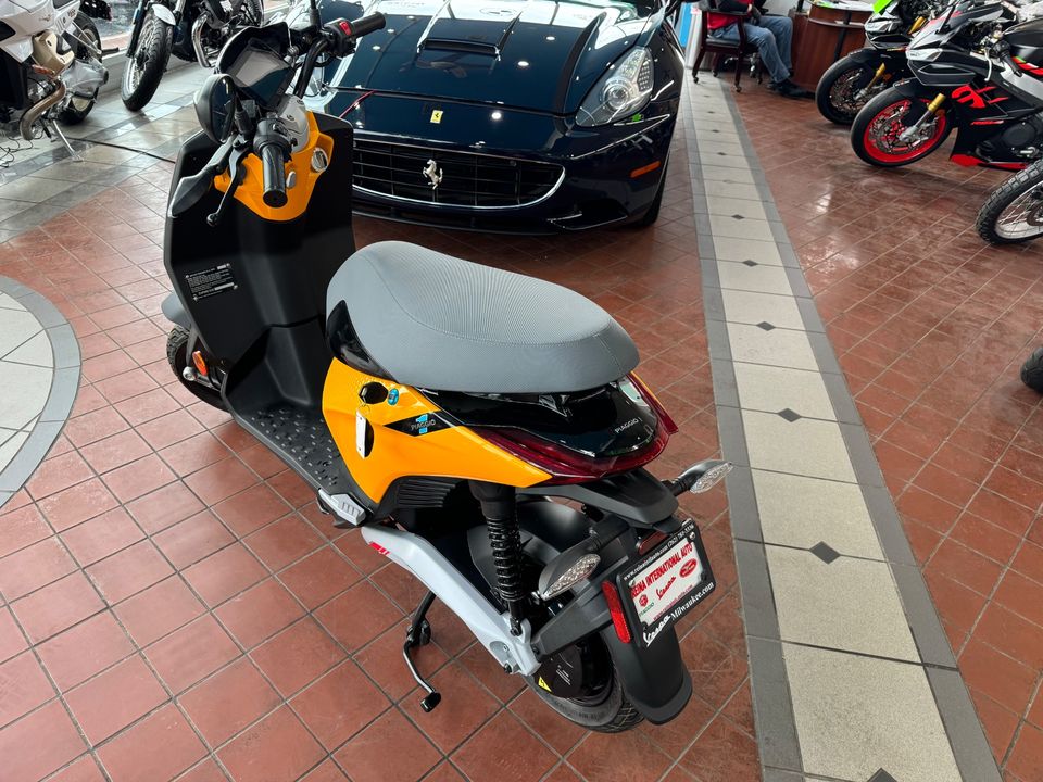 2022 PIAGGIO 1 ACTIVE ELECTRIC