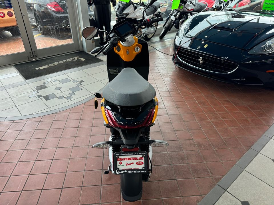 2022 PIAGGIO 1 ACTIVE ELECTRIC