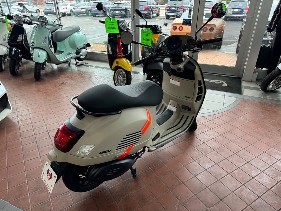 2024 VESPA GTV 300