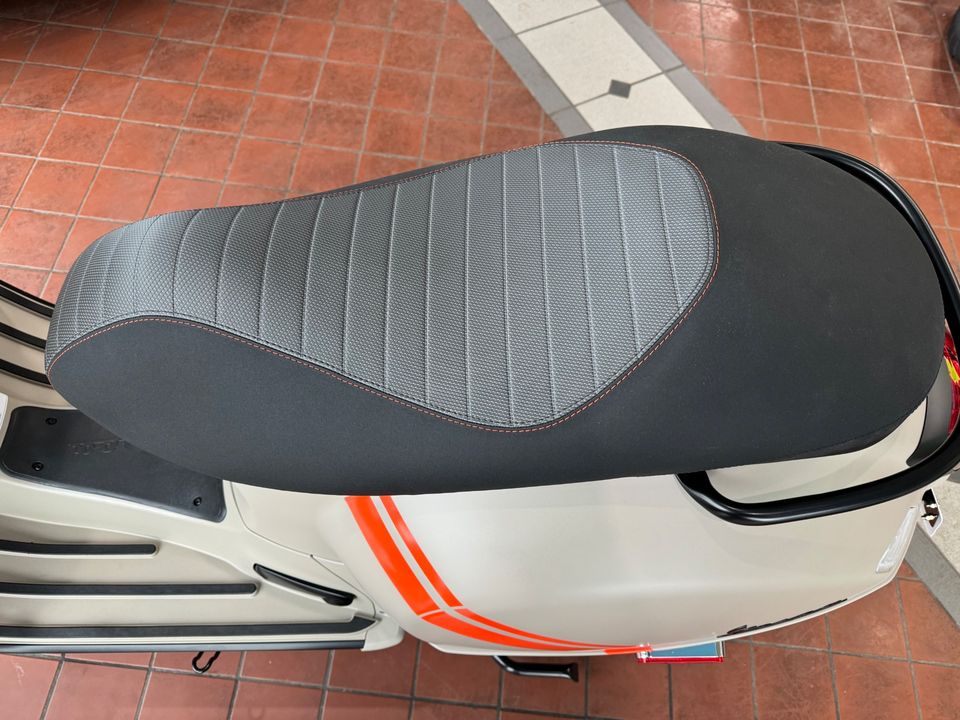 2024 VESPA GTV 300