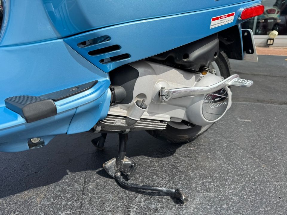 2006 VESPA LX 150