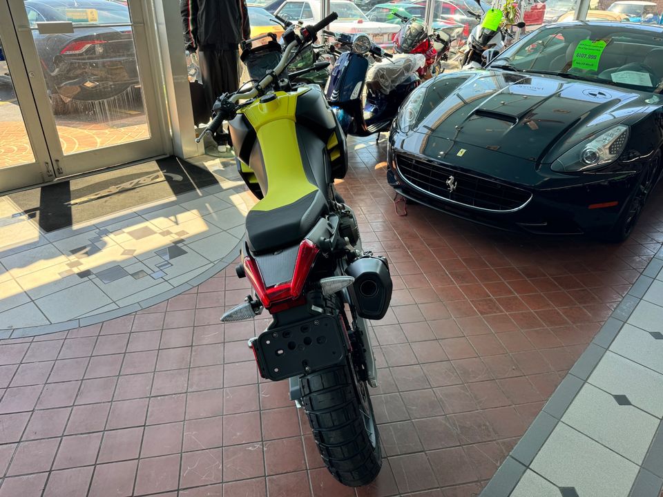 2023 APRILIA TUAREG 660