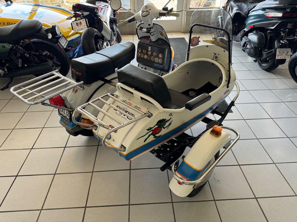 1980 VESPA PX125 Modified to P-177