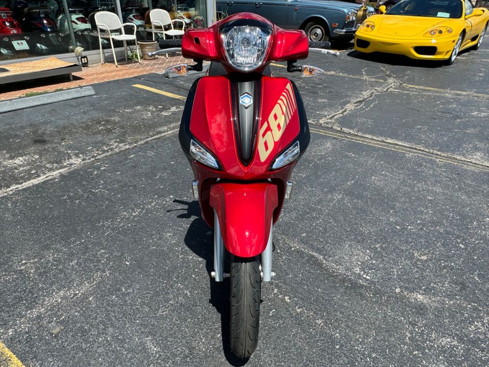 2024 Piaggio Liberty 50 S Lucky Numbers Edition