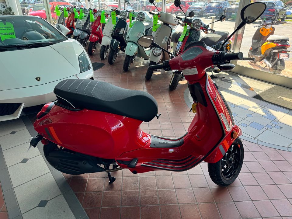 2024 Vespa Sprint 50 S
