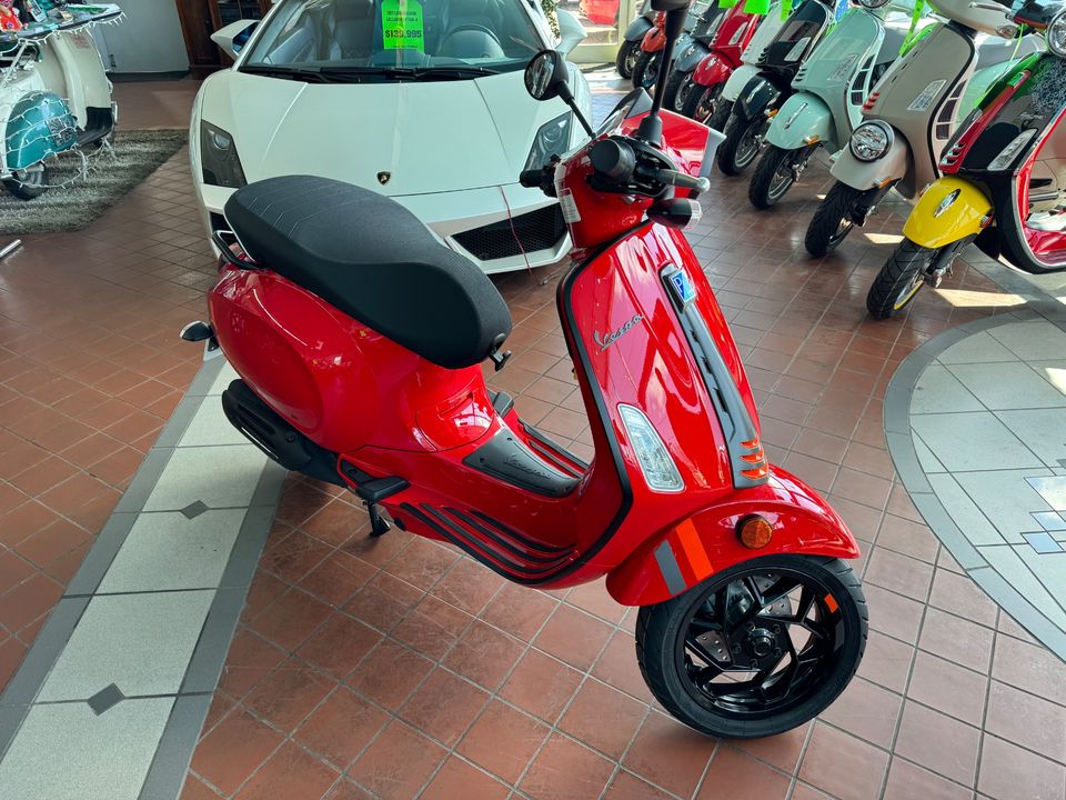 2024 Vespa Sprint 50 S