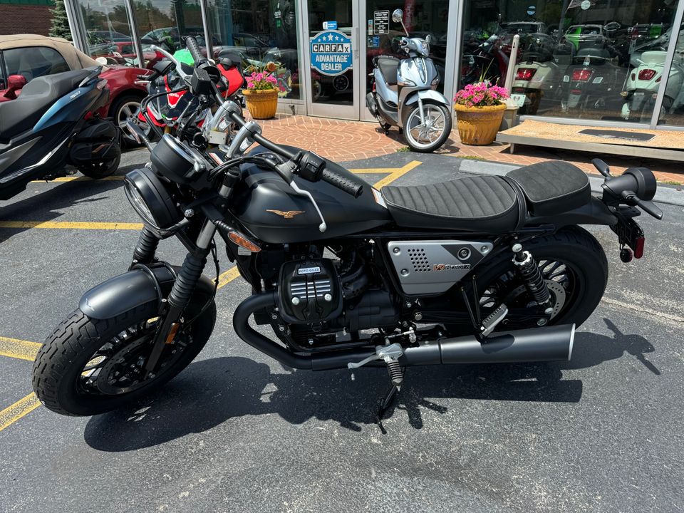 2024 MOTO GUZZI V9 Bobber