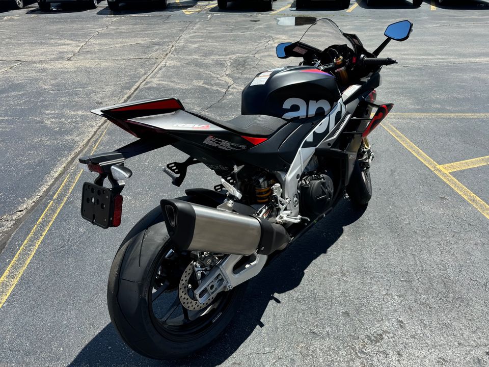 2024 APRILIA RSV4