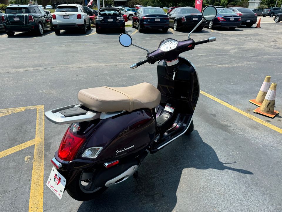 2007 VESPA GT 200