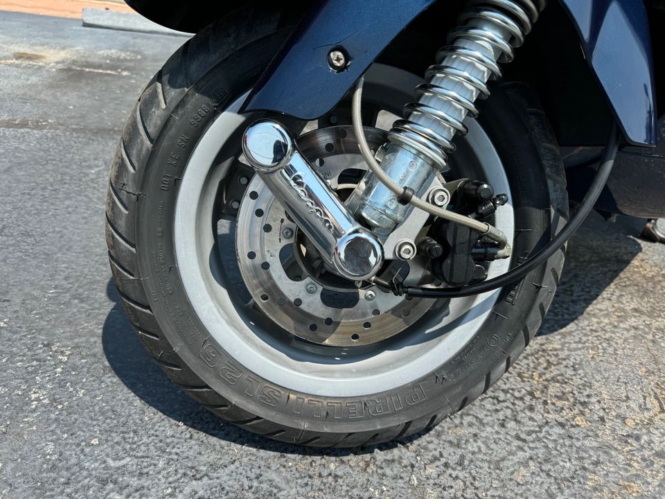 2007 VESPA GT 200