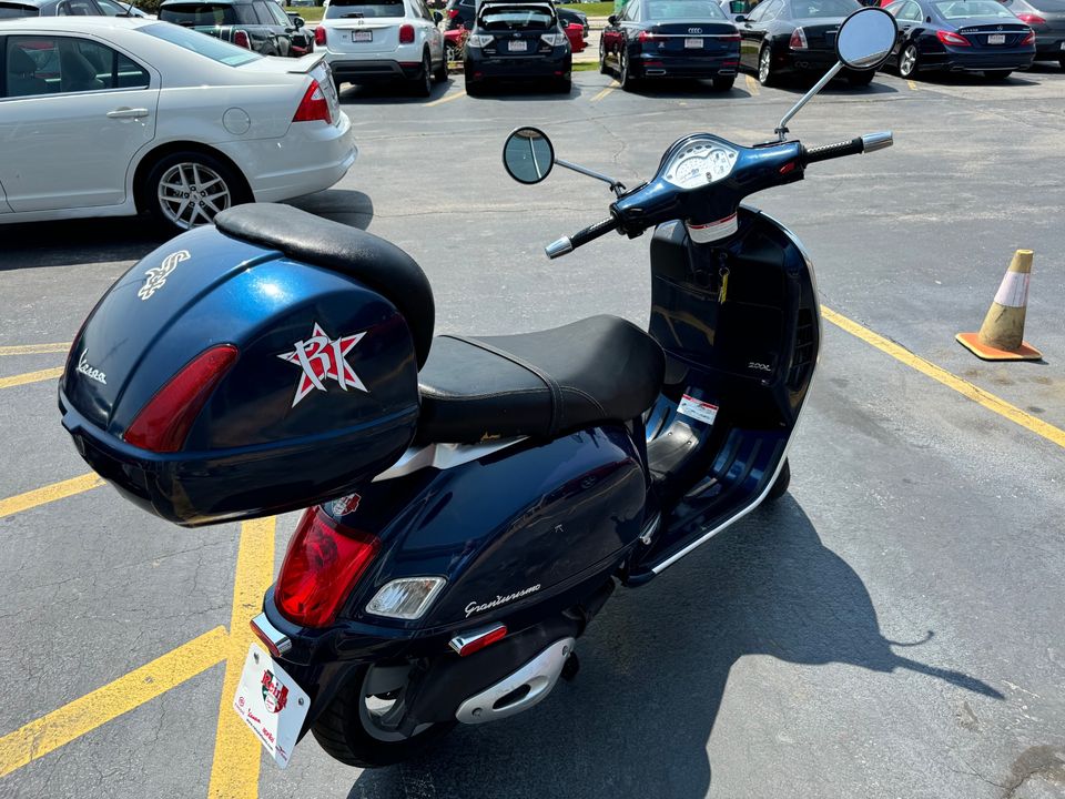 2007 VESPA GT 200