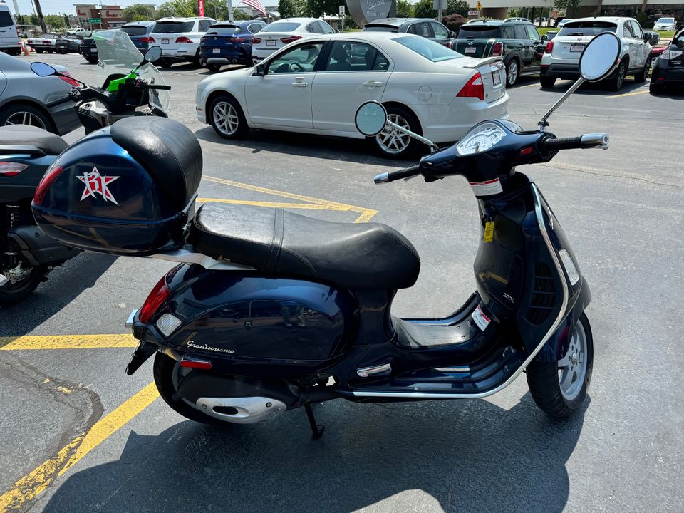 2007 VESPA GT 200