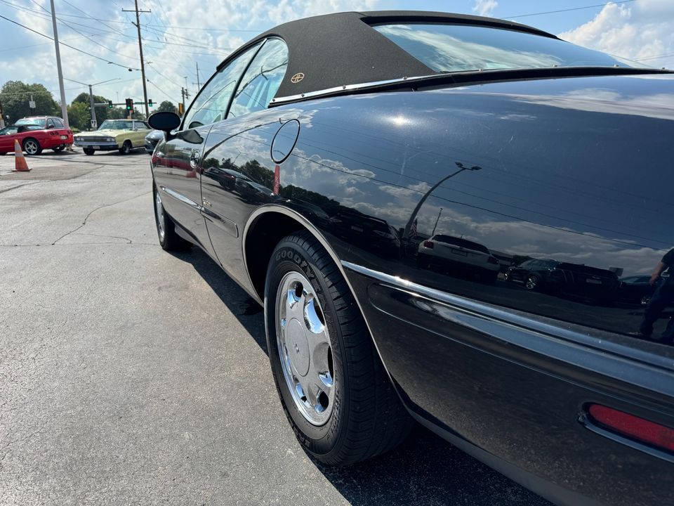 1998 Buick Riviera