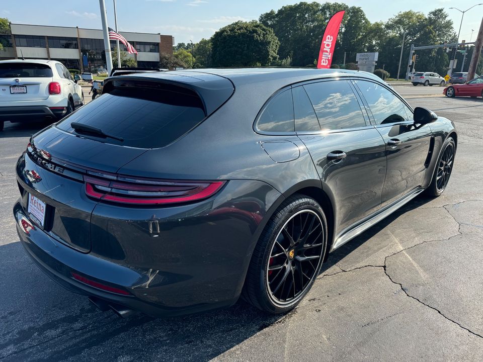 2018 Porsche Panamera