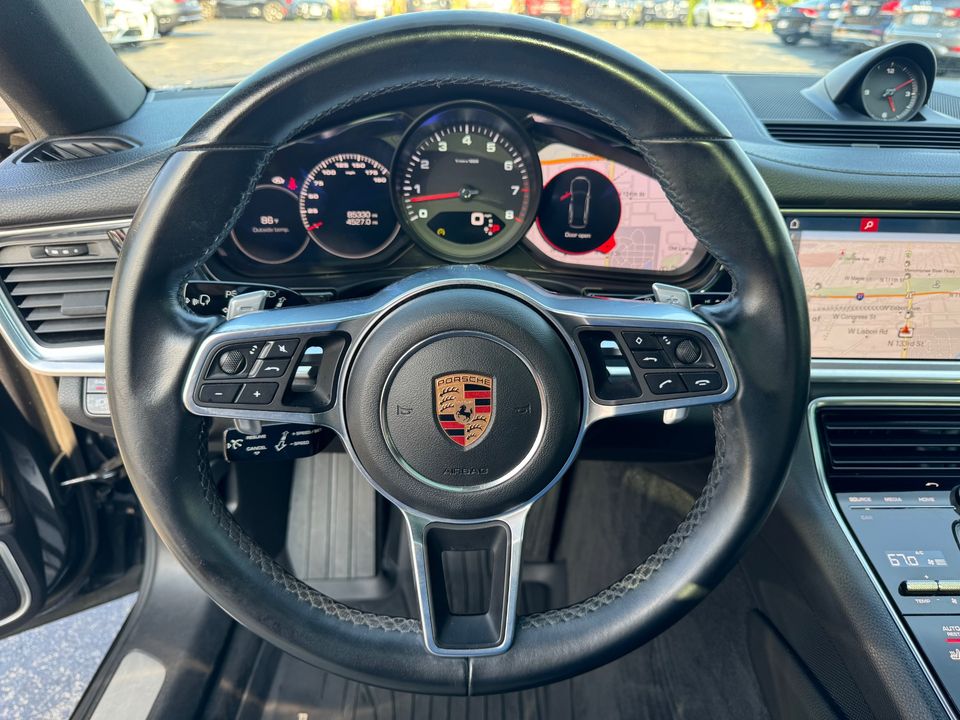 2018 Porsche Panamera