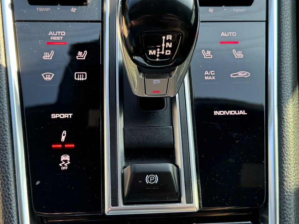 2018 Porsche Panamera
