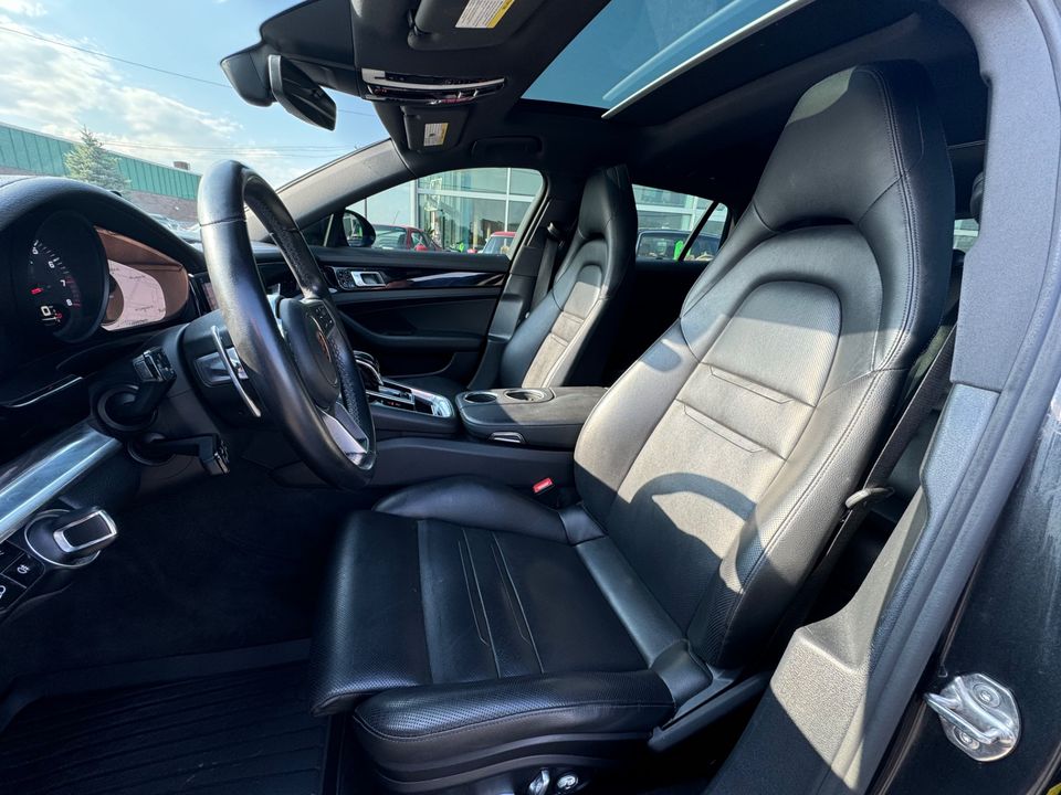 2018 Porsche Panamera