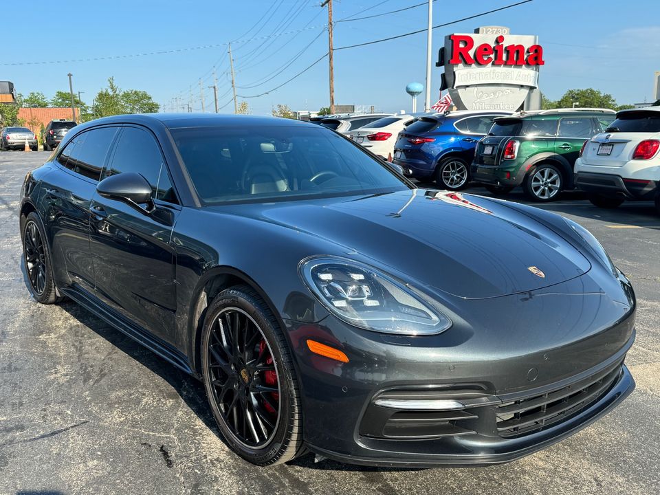 2018 Porsche Panamera