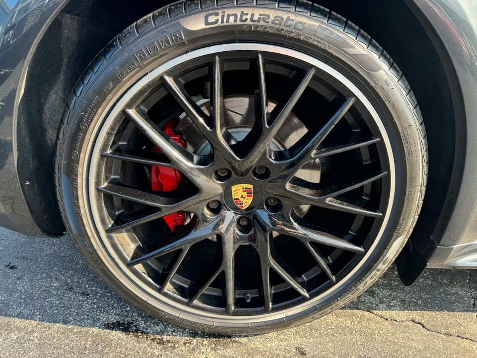 2018 Porsche Panamera