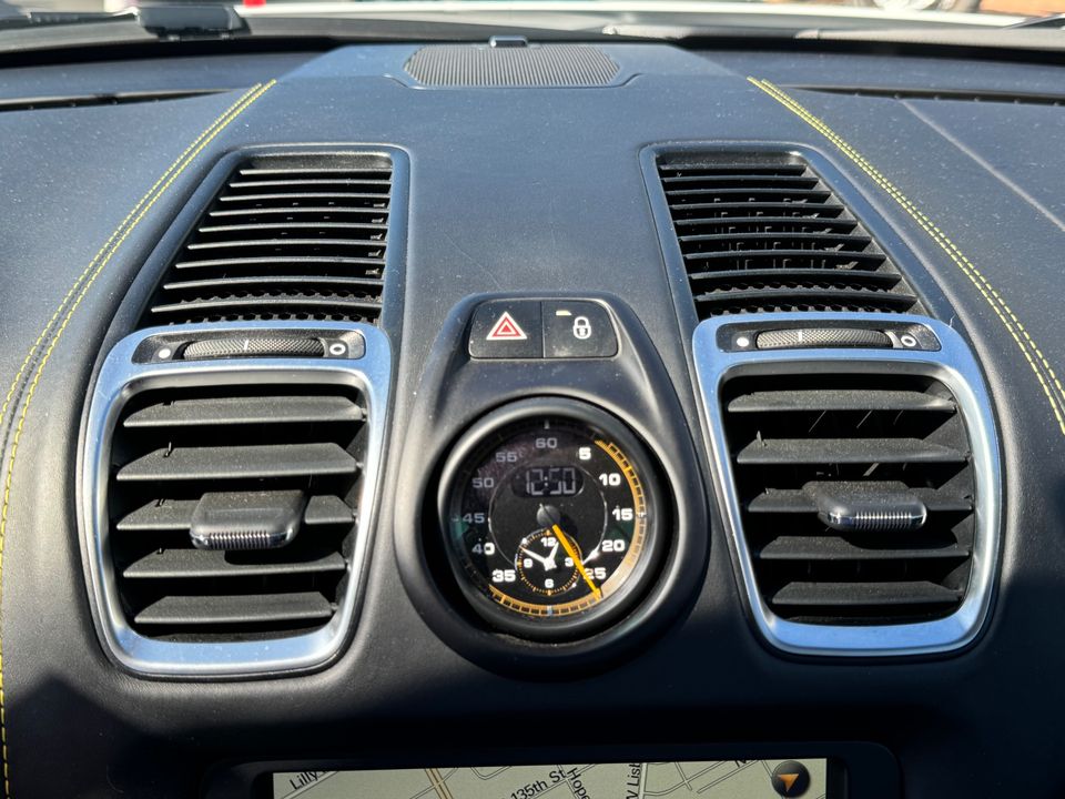 2016 Porsche Cayman