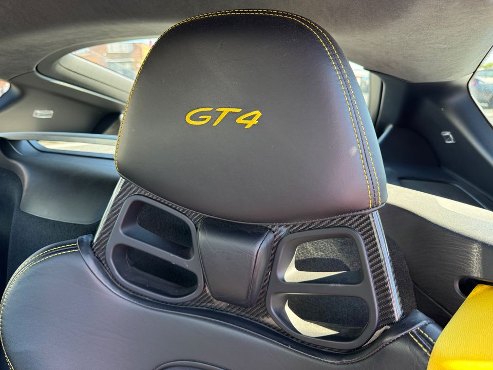 2016 Porsche Cayman