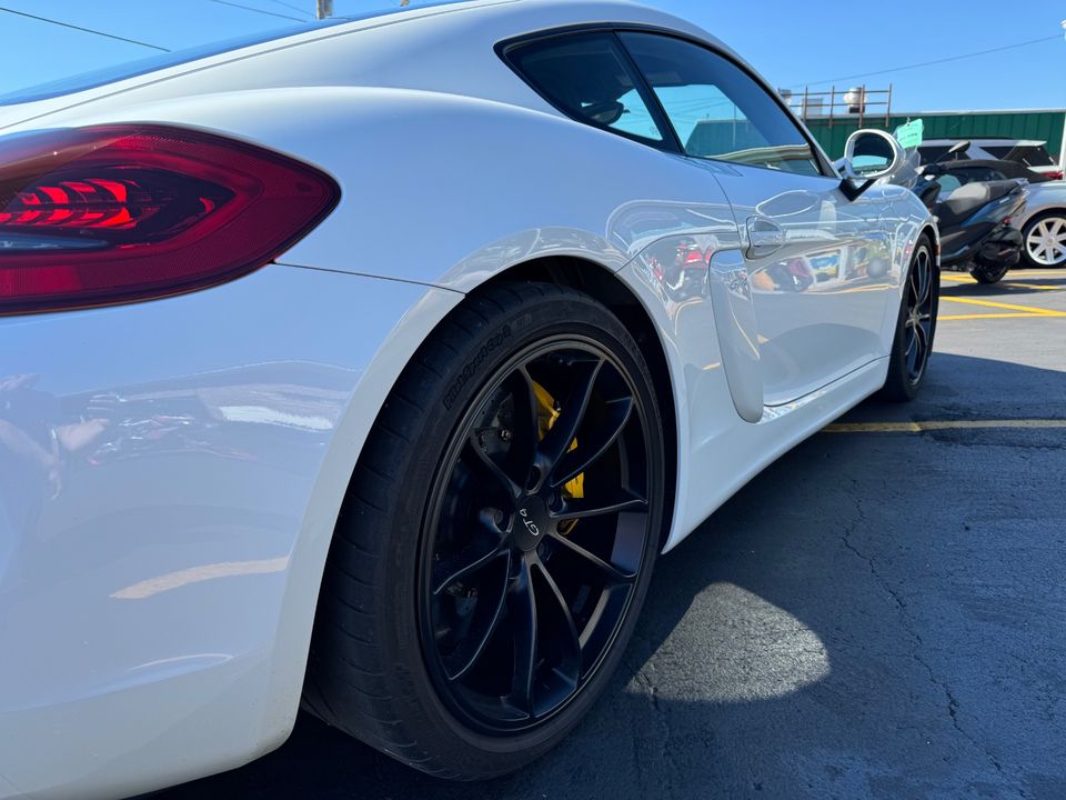 2016 Porsche Cayman