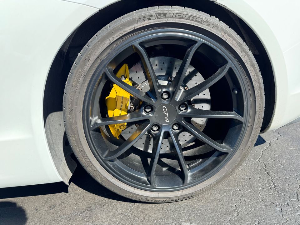 2016 Porsche Cayman