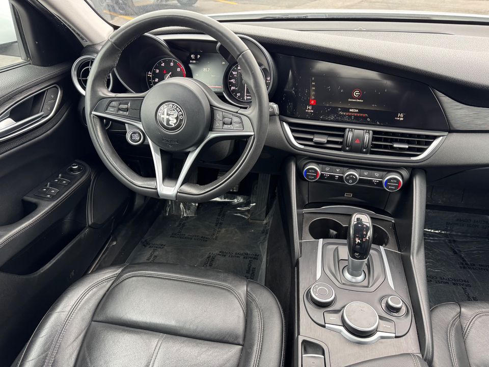 2017 Alfa Romeo Giulia AWD