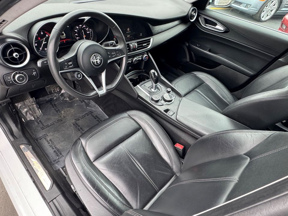 2017 Alfa Romeo Giulia AWD