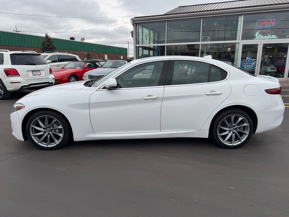 2017 Alfa Romeo Giulia AWD