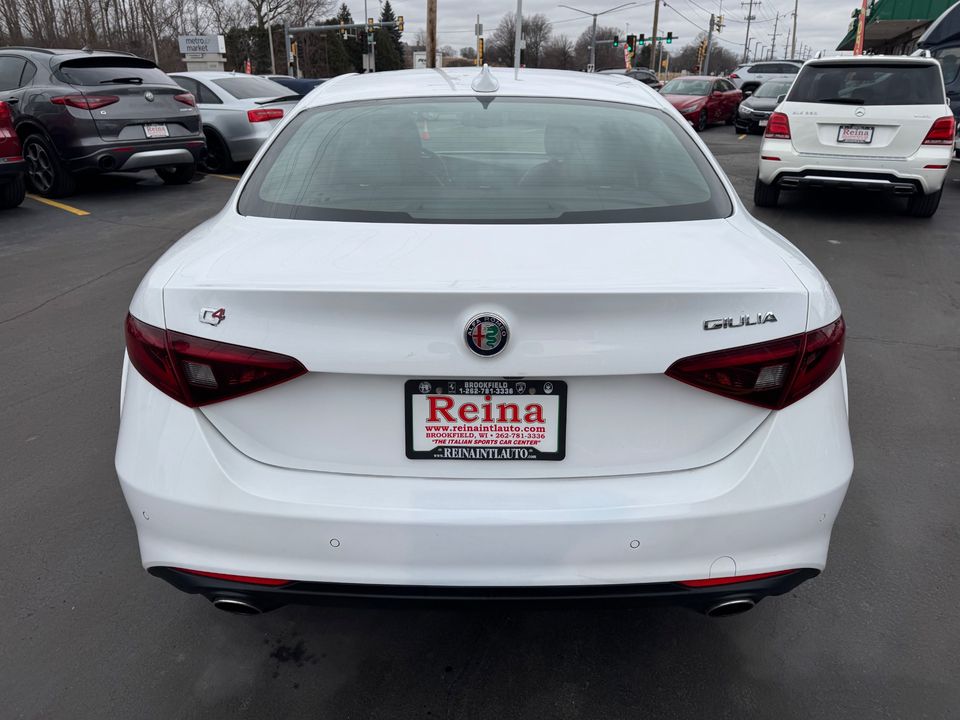 2017 Alfa Romeo Giulia AWD