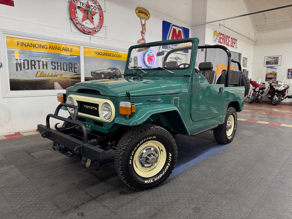 1976 Toyota FJ40