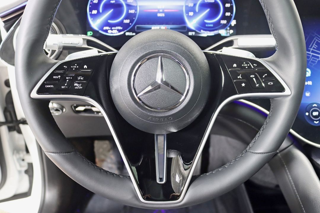 2023 Mercedes-Benz EQS