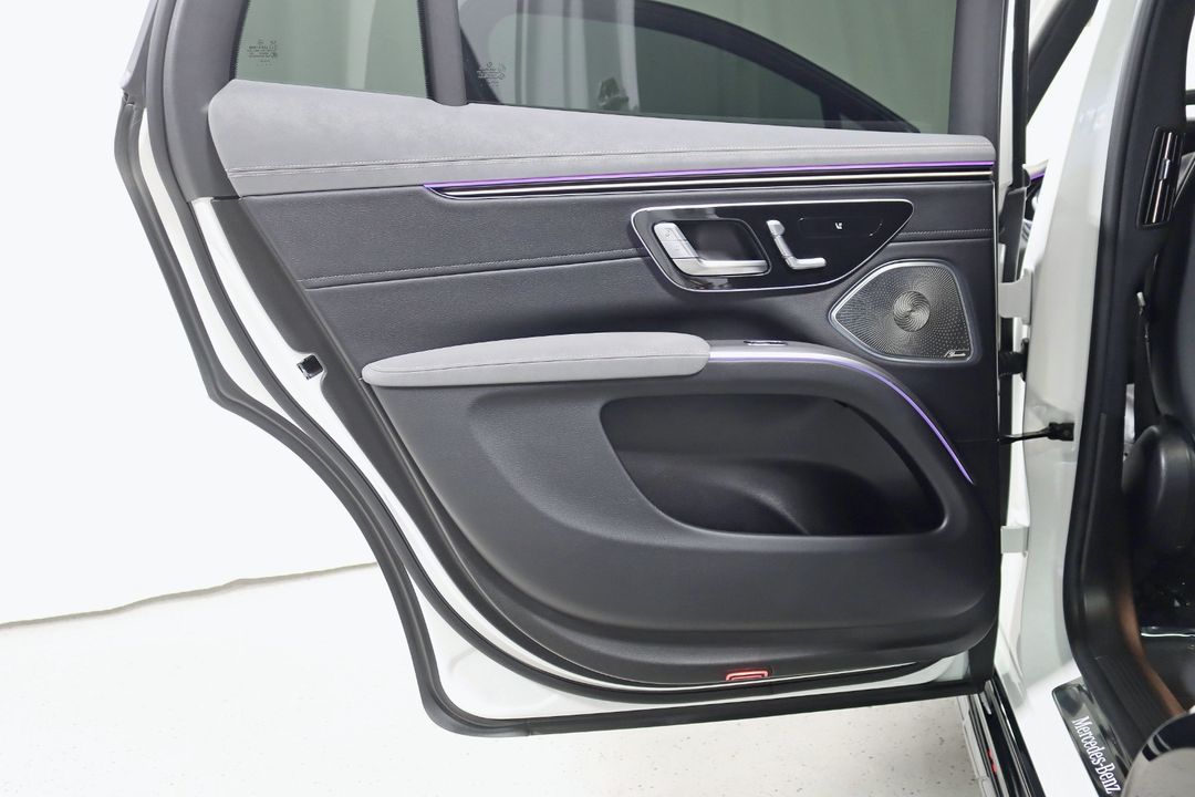2023 Mercedes-Benz EQS