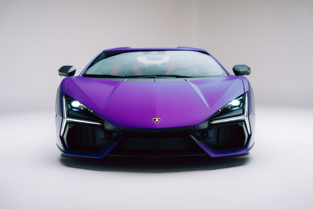 2024 Lamborghini Revuelto