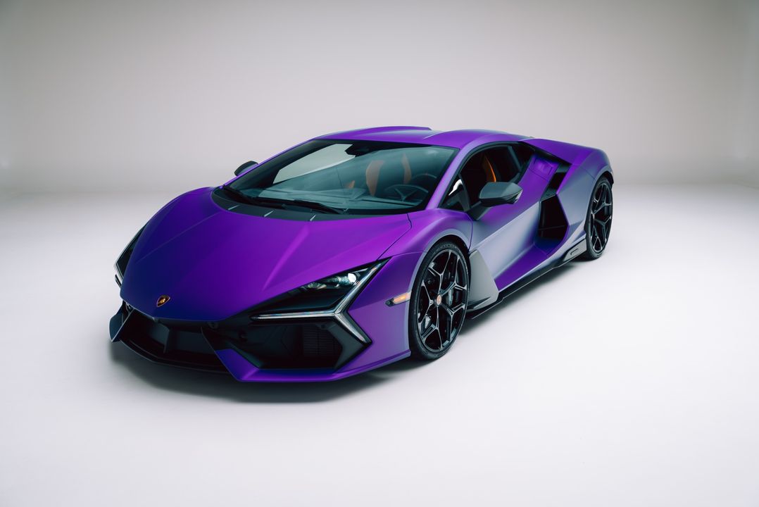 2024 Lamborghini Revuelto