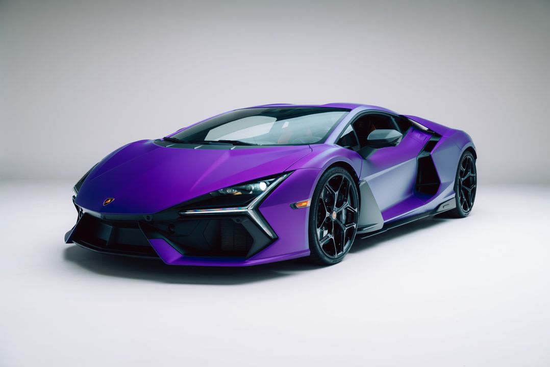 2024 Lamborghini Revuelto