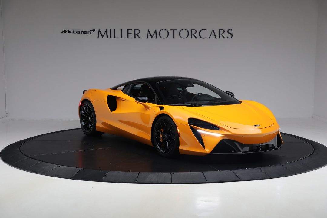 2024 McLaren Artura