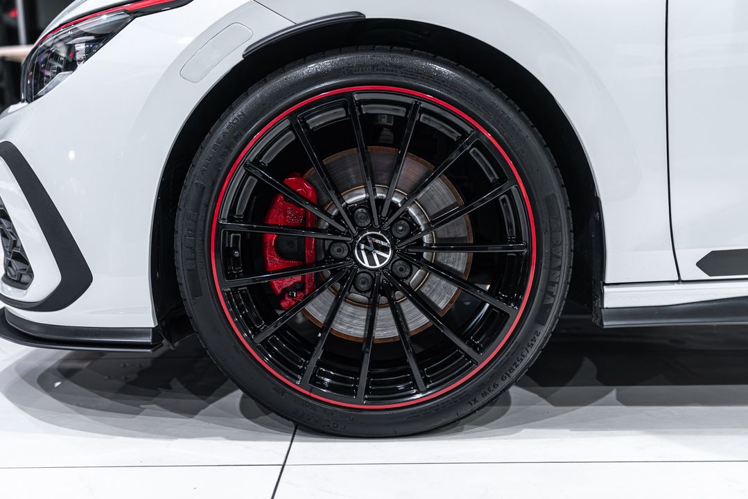 2023 Volkswagen Golf GTI